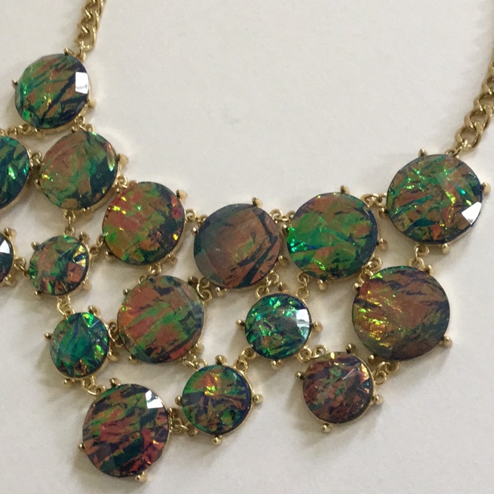 PATTY'S CLOSET NECKLACE - Picture 2 of 4